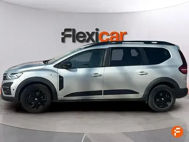 Usado Dacia Jogger Comfort 110 CV (80 kW) 2022 Gris Monovolumen
