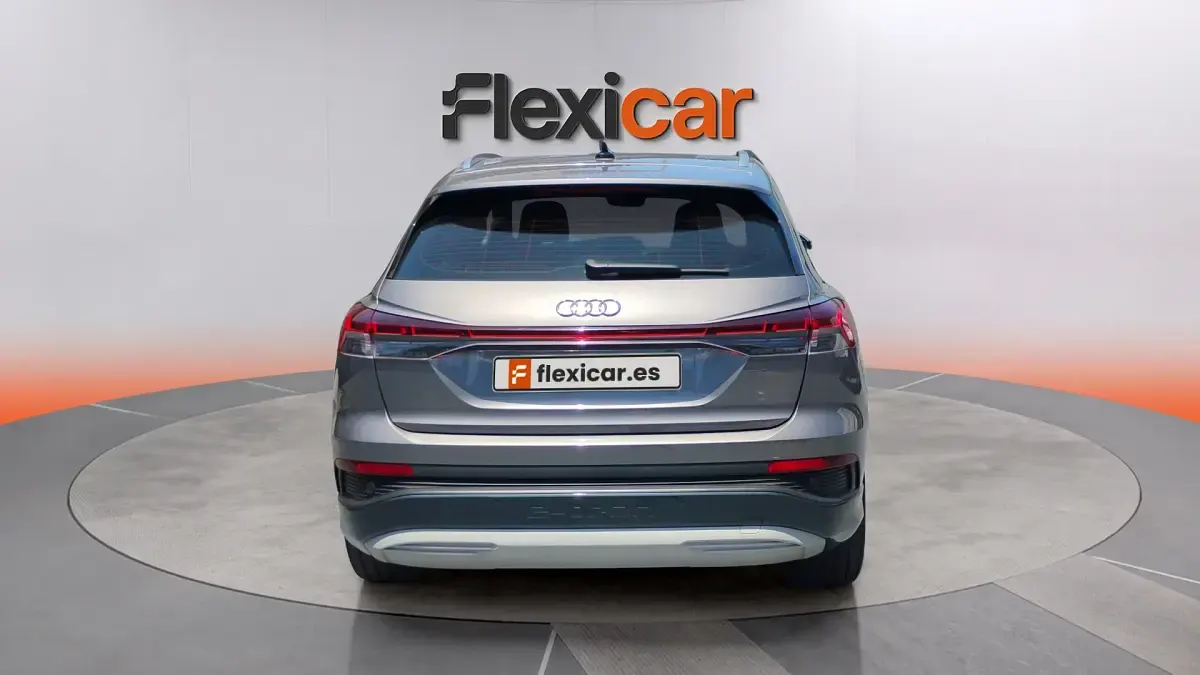 Usado Audi e-tron Premium 230 kW (313 CV) 2021 Gris SUV
