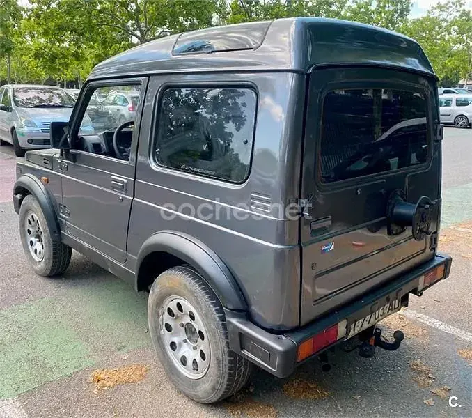 Usado Suzuki Samurai 64 CV (47 kW) 1988 Negro SUV