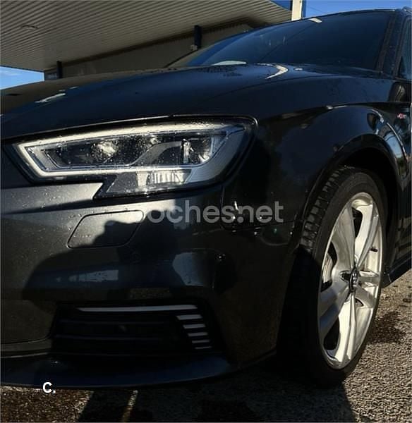 Usado Audi A3 Design 204 CV (150 kW) 2020 Gris / plata Berlina