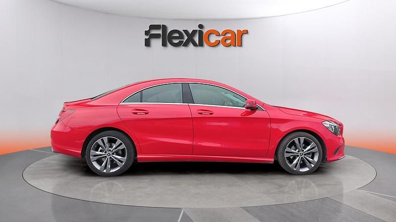 Usado Mercedes CLA200 136 CV (100 kW) 2018 Rojo Berlina