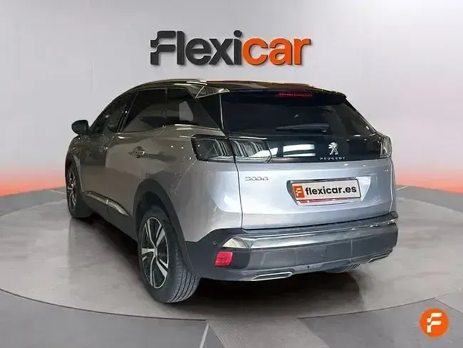 Usado Peugeot 3008 Allure 130 CV (95 kW) 2021 Gris SUV