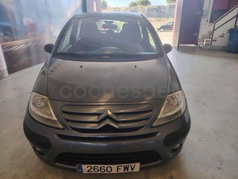 Usado Citroën C3 Furio 70 CV (51 kW) 2007 Gris / plata Berlina
