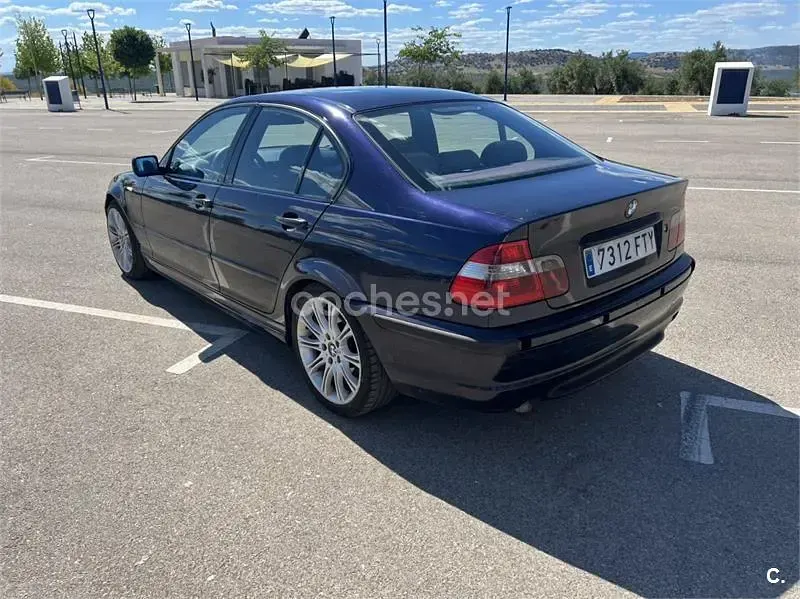 Usado BMW 320 150 CV (110 kW) 2004 Azul Berlina
