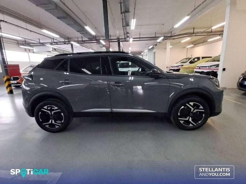 Usado Peugeot 2008 Allure 145 CV (106 kW) 2025 Gris SUV