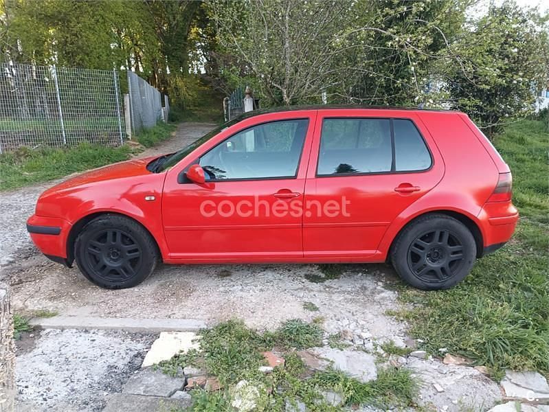 Usado VW Golf III Highline 110 CV (80 kW) 1998 Rojo Berlina