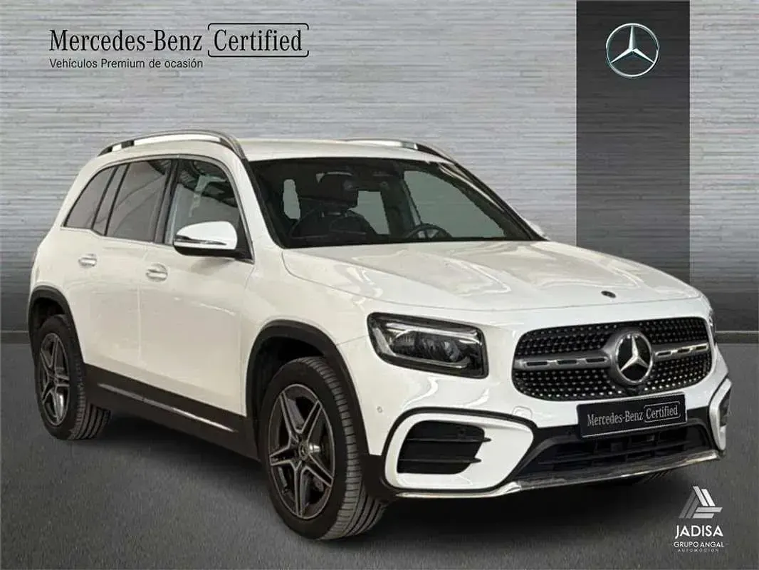 Usado Mercedes GLB200 150 CV (110 kW) 2025 SUV