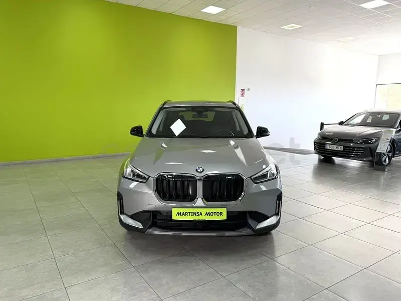Usado BMW X1 170 CV (125 kW) 2025 Gris SUV