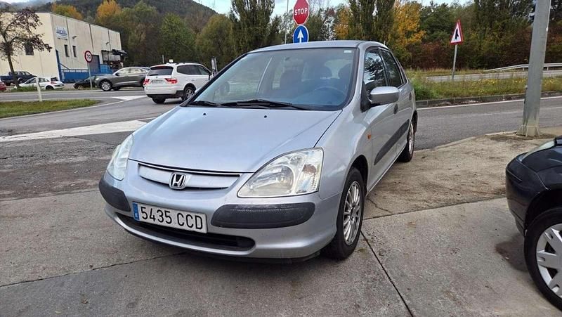 Usado Honda Civic S 99 CV (72 kW) 2003 Plateado Utilitario