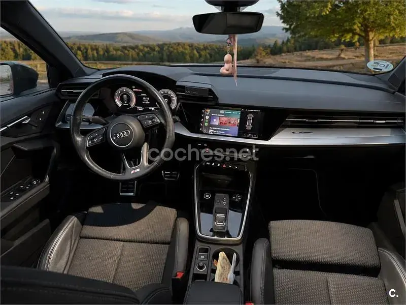 Usado Audi A3 S-Line 150 CV (110 kW) 2021 Gris / plata Berlina