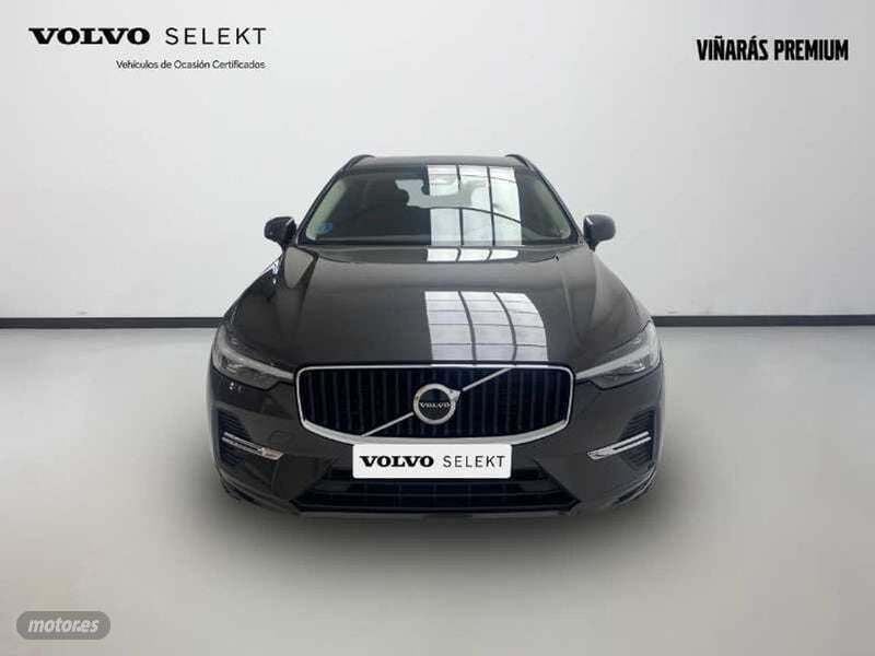 Usado Volvo XC60 Core 197 CV (144 kW) 2024 Gris / plata SUV