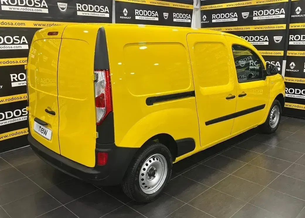 Usado Renault Kangoo 95 CV (69 kW) 2019 Amarillo Berlina
