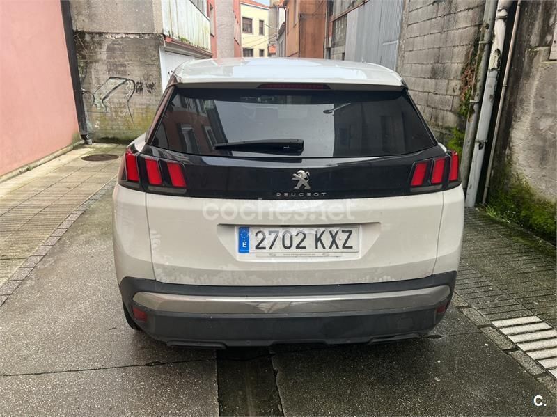 Usado Peugeot 3008 Allure 130 CV (95 kW) 2019 Blanco SUV