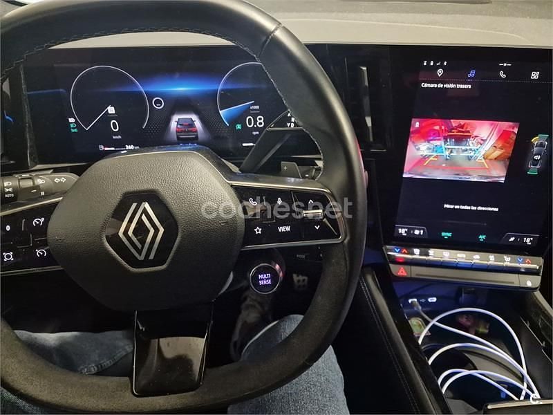 Usado Renault Austral Techno 158 CV (116 kW) 2023 Gris / plata SUV