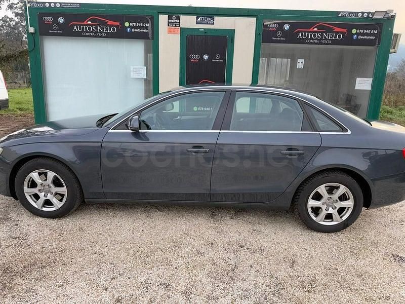 Usado Audi A4 143 CV (105 kW) 2010 Gris / plata Berlina