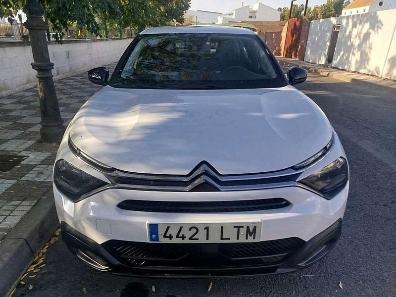 Begagnad Citroën C4 Feel 110 HK (80 kW) 2022 Vit Halvkombi