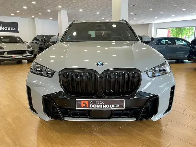 Usado BMW X5 M Sport 489 CV (359 kW) 2025 Gris / plata SUV