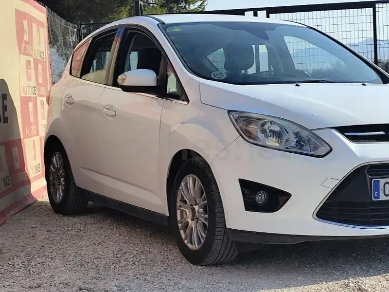 Usado Ford C-MAX Titanium 150 CV (110 kW) 2016 Blanco Monovolumen