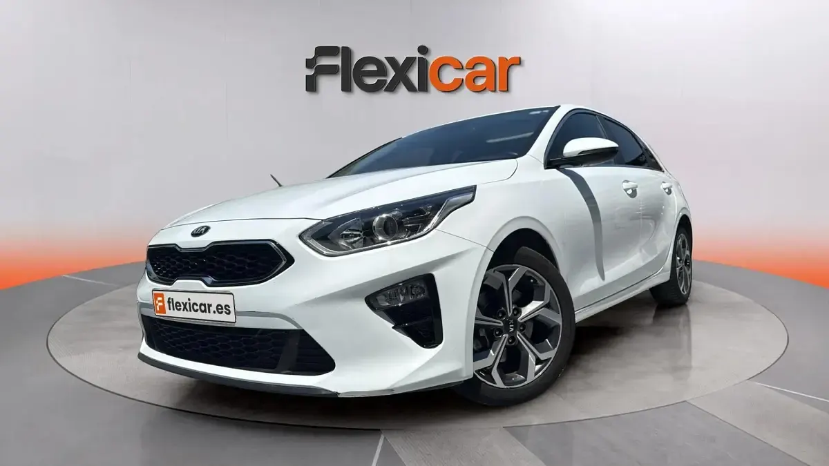 Usado Kia Ceed 136 CV (100 kW) 2020 Blanco Utilitario