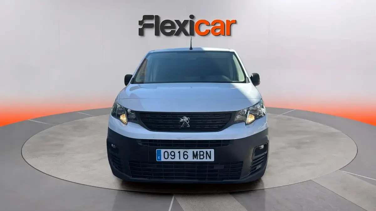 Usado Peugeot Partner 102 CV (75 kW) 2022 Blanco Monovolumen