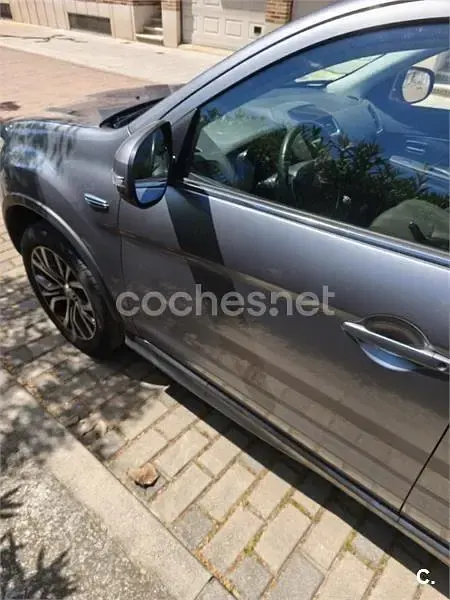Usado Mitsubishi ASX Motion 117 CV (86 kW) 2016 Gris / plata SUV
