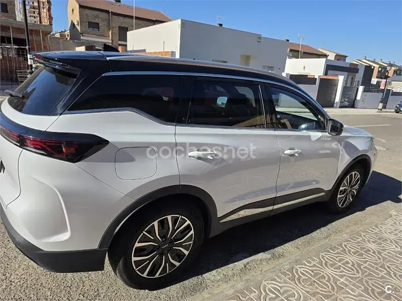 Usado Ebro s700 Luxury 347 CV (255 kW) 2025 Blanco SUV