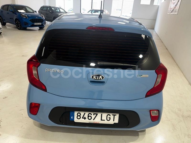 Usado Kia Picanto 67 CV (49 kW) 2020 Azul Utilitario