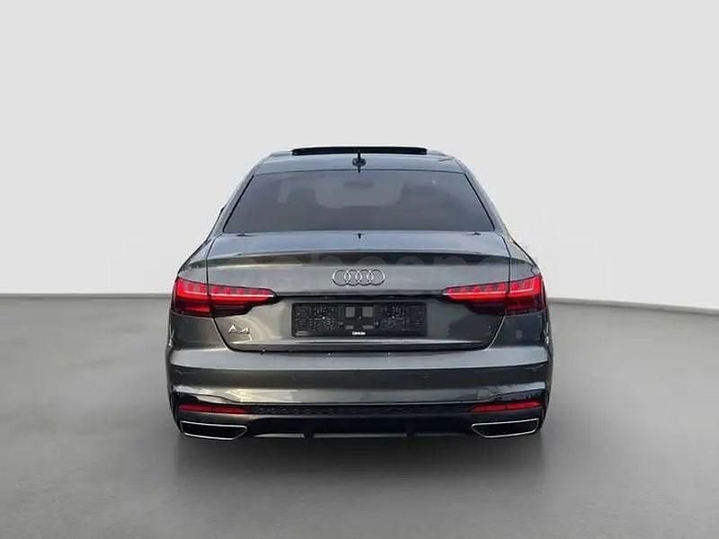 Usado Audi A4 S-Line 265 CV (194 kW) 2021 Gris / plata Berlina