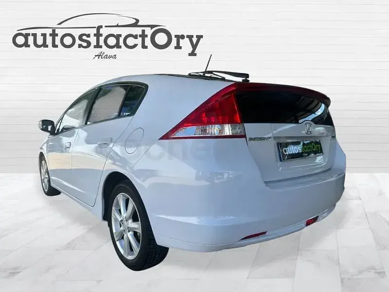 Usado Honda Insight Executive 98 CV (72 kW) 2011 Blanco Utilitario