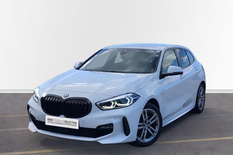 Blanco Usado 2024 BMW 118 M Sport Utilitario | 32.900 € (Un poco caro) - Imagen 1/4