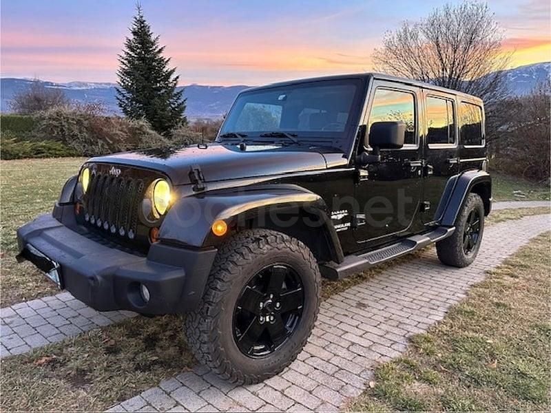 Usado Jeep Wrangler Unlimited Sahara 200 CV (147 kW) 2012 Negro SUV