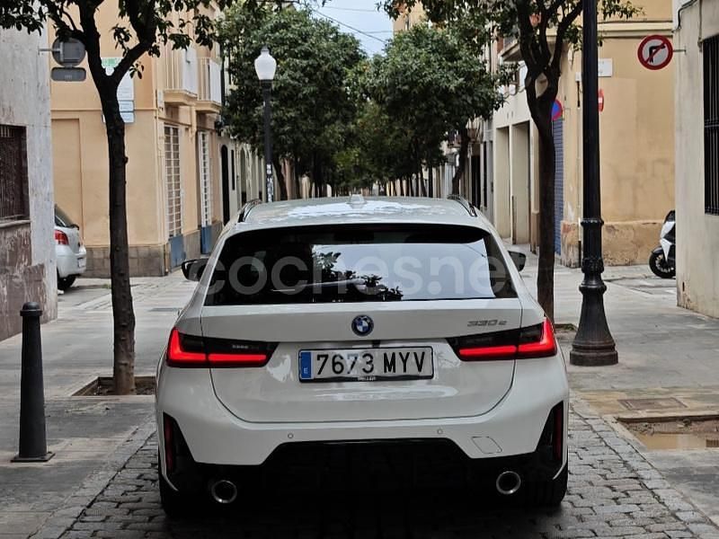 Usado BMW 330e Comfort Edition 292 CV (214 kW) 2023 Blanco Familiar
