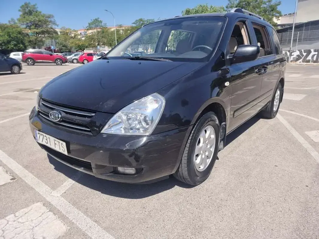 Usado Kia Carnival Active 185 CV (136 kW) 2007 Negro Monovolumen