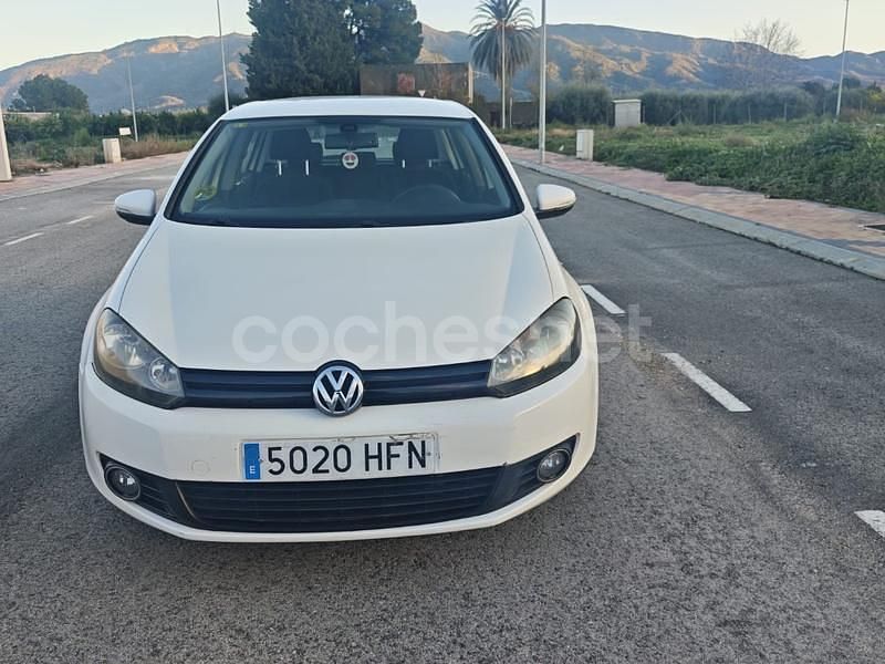 Usado VW Golf VI 105 CV (77 kW) 2011 Blanco Utilitario