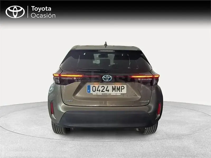 Usado Toyota Yaris Cross Active 116 CV (85 kW) 2024 Marrón SUV