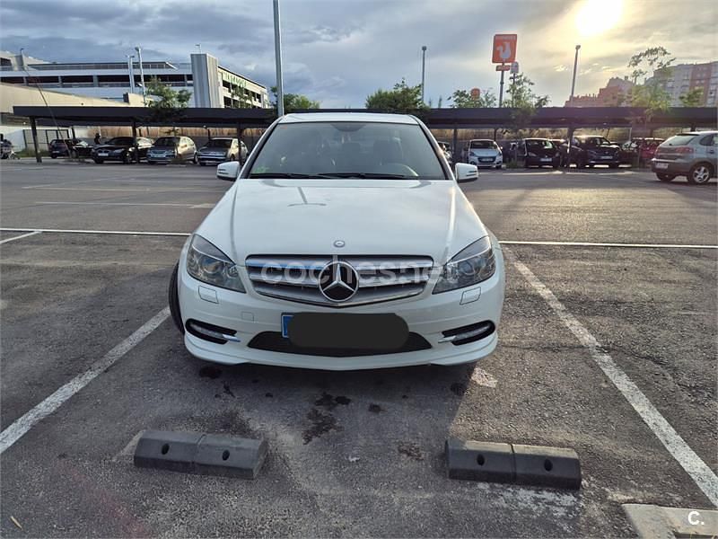 Usado Mercedes C180 Avantgarde 156 CV (114 kW) 2010 Blanco Berlina
