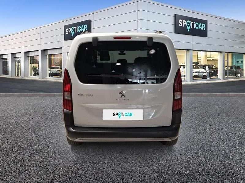 Usado Peugeot Rifter Business-Line 100 CV (73 kW) 2023 Blanco Monovolumen