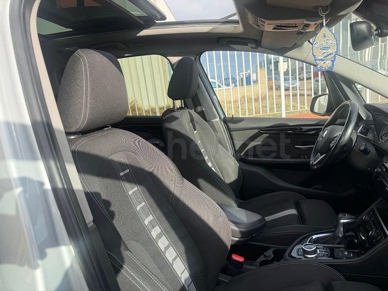 Usado BMW 218 Sport Line 150 CV (110 kW) 2017 Gris / plata Familiar