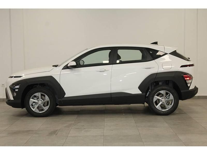 Usado Hyundai Kona 120 CV (88 kW) 2024 Blanco SUV