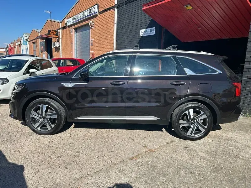 Usado Kia Sorento 230 CV (169 kW) 2023 Marrón SUV