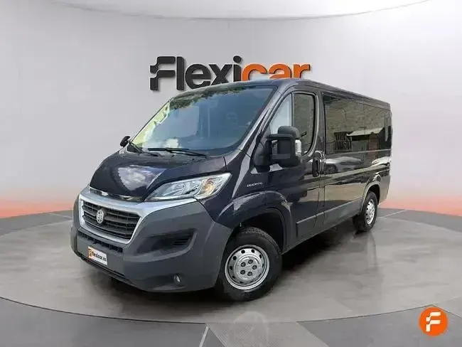 Usado Fiat Ducato 150 CV (110 kW) 2018 Azul Van