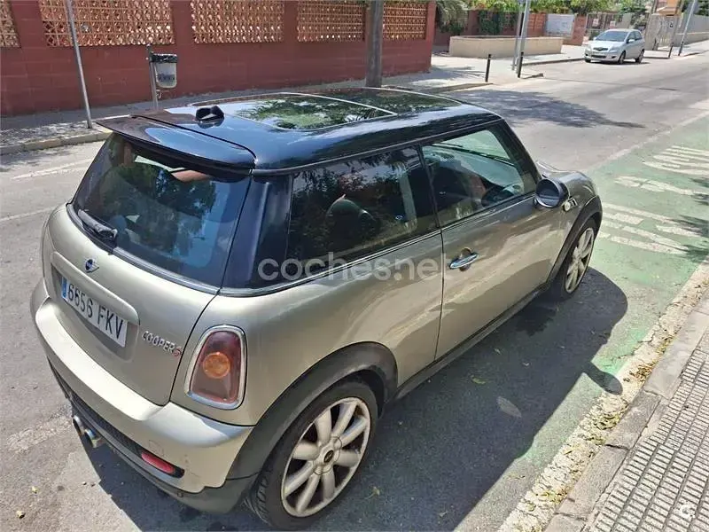 Usado Mini Cooper S 170 CV (125 kW) 2007 Beige Utilitario