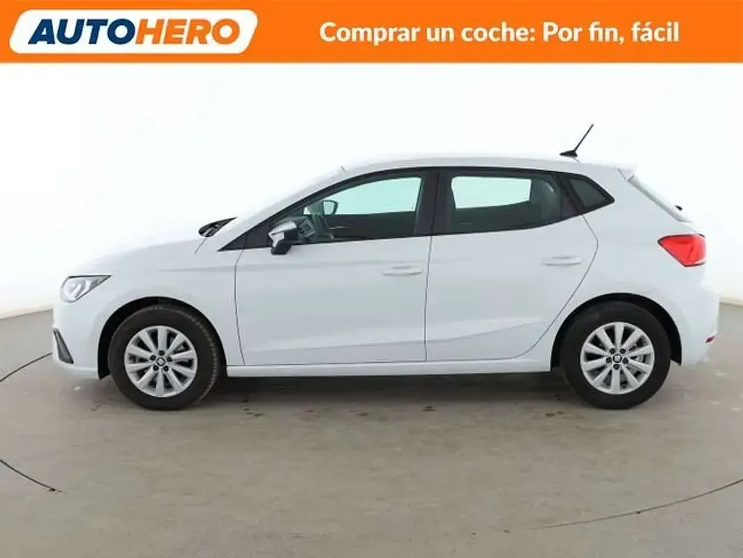 Usado Seat Ibiza Style Plus 116 CV (85 kW) 2019 Blanco Utilitario