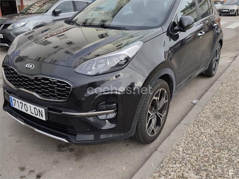 Usado Kia Sportage GT-Line 136 CV (100 kW) 2019 Negro SUV