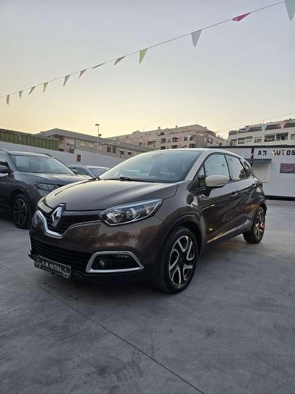 Gris Usado 2014 Renault Captur SUV | 7650 € (Precio justo) - Imagen 1/4