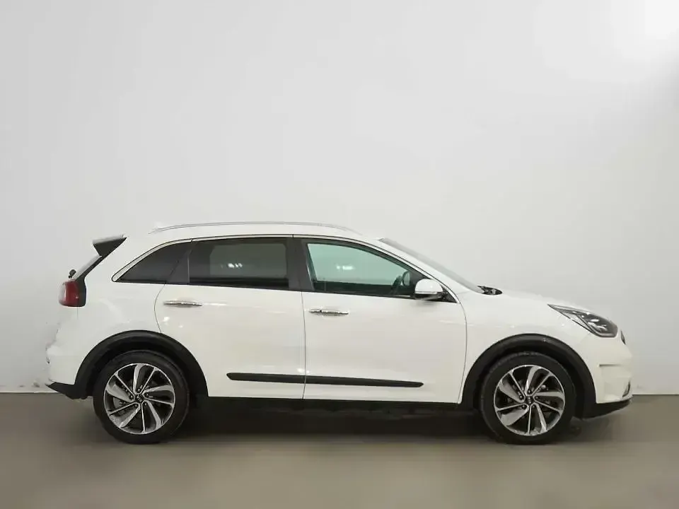 Usado Kia Niro 141 CV (103 kW) 2019 Blanco SUV