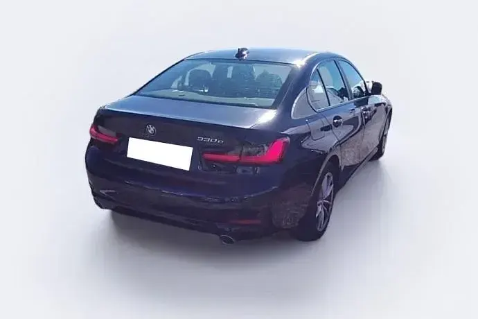 Käytetty BMW 330 292 HP (214 kW) 2021 Musta