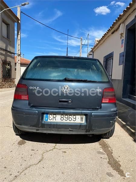 Usado VW Golf III Conceptline 90 CV (66 kW) 1998 Azul Berlina