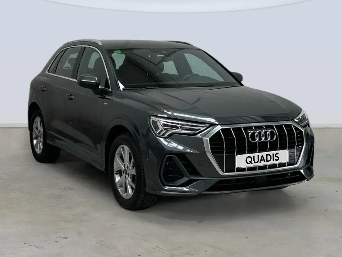 Usado Audi Q3 S-Line 150 CV (110 kW) 2021 Gris SUV