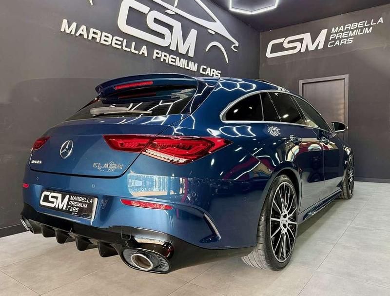 Usado Mercedes CLA45 AMG Shooting Brake AMG 306 CV (225 kW) 2022 Azul Familiar